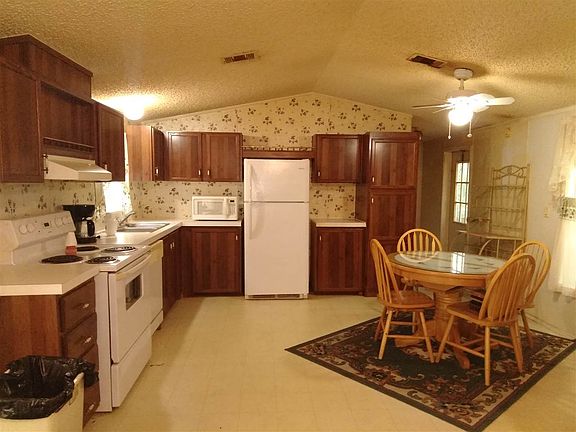 4th image of 6530 Sherry Ln