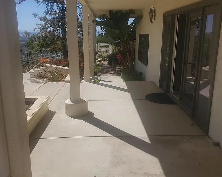 Parado Del Sol Dr — Photo 8