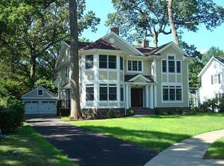 82 Glenwood Rd, Ridgewood, NJ 07450