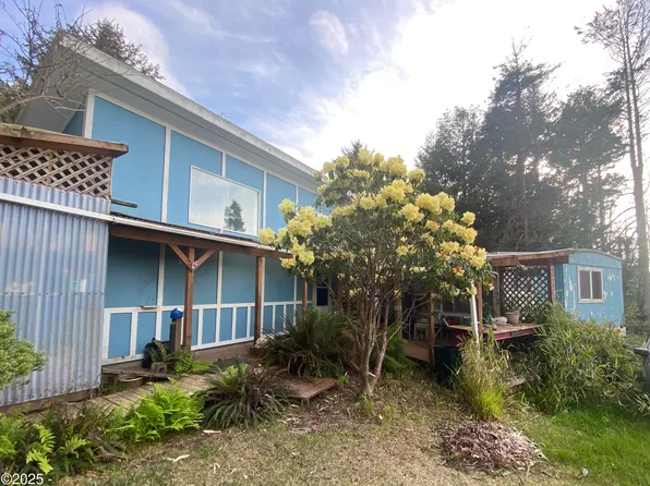 6750 NE Mason Ave, Yachats, OR 97498