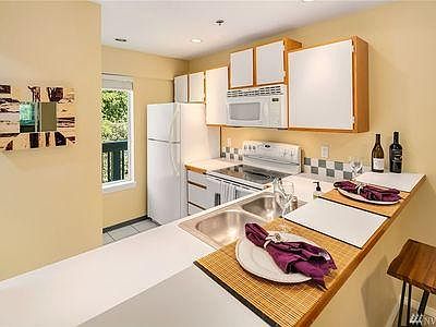 4th image of 515 Newport Way NW APT C5