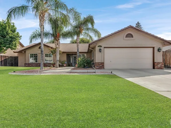 8614 Rockhampton Dr, Bakersfield, CA 93313