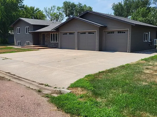 117 N Bradford St, Kimball, SD 57355