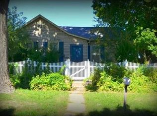 412 Pine St, Leavenworth, KS 66048