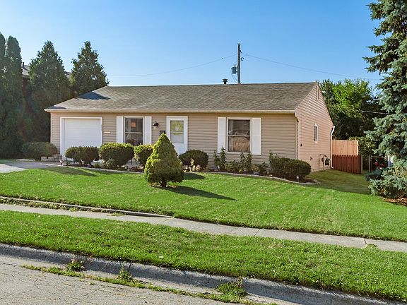 3rd image of 655 Bartfield Dr