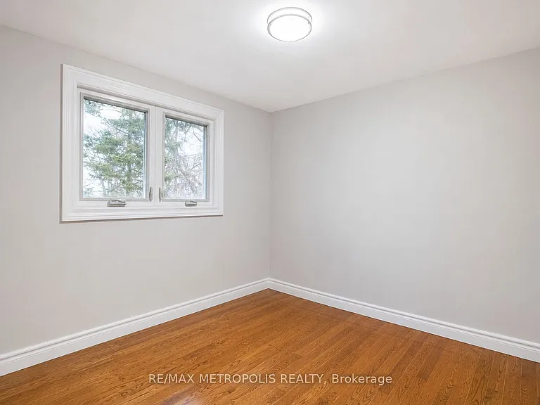 1098 Cedar St — Photo 20
