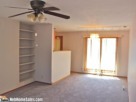 2nd image of 1134 W Avon Ln