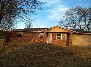 105237 S 4640 Rd, Sallisaw, OK 74955