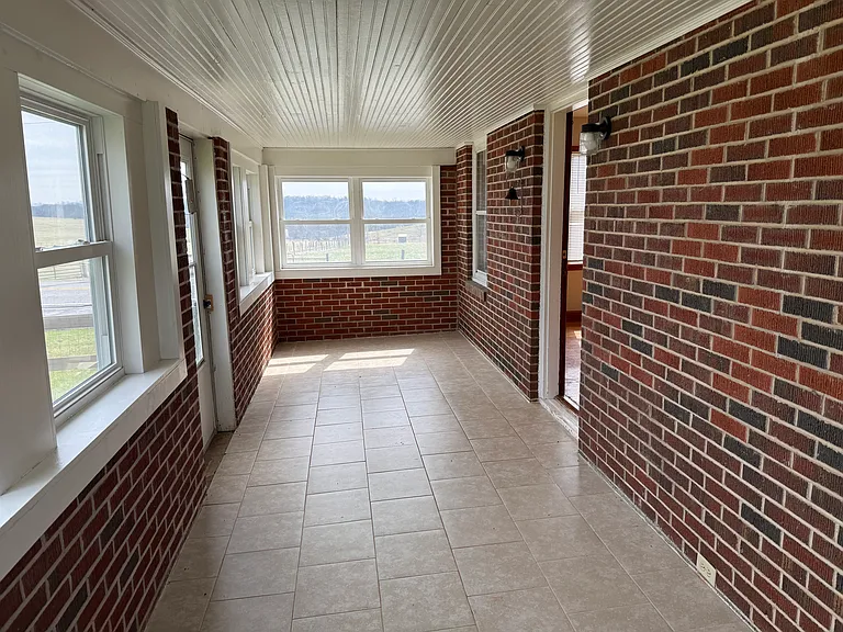 5231 John Marshall Hwy — Photo 28