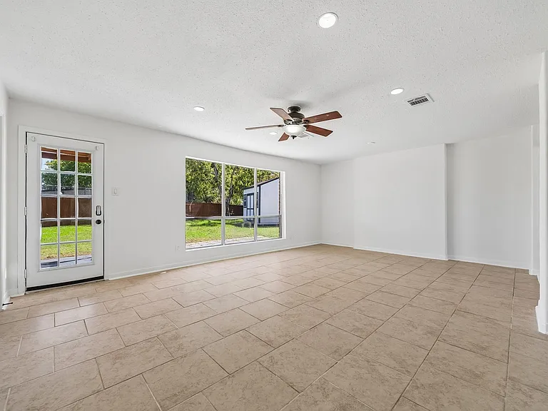 20806 Westgreen Ct — Photo 9