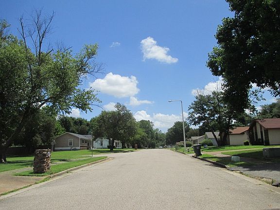 5th image of 3466 Sealy Ave