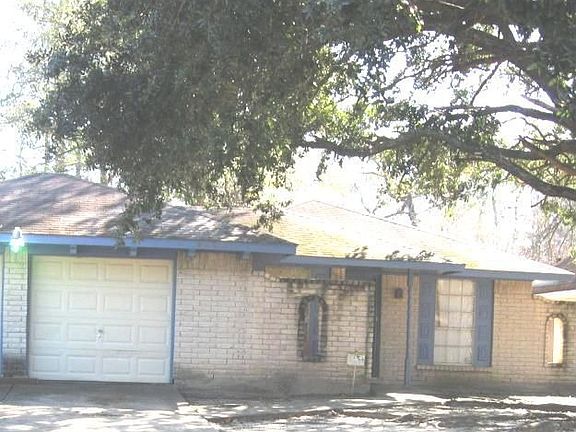 3rd image of 9322 Jaywood Dr