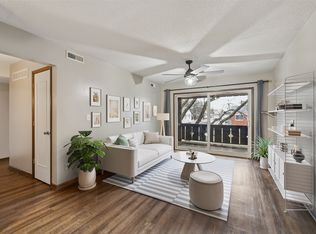 1900 50th St APT 22, Des Moines, IA 50310