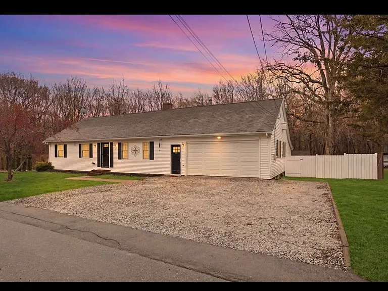 8 Sweet Apple Tree Ln — Photo 1