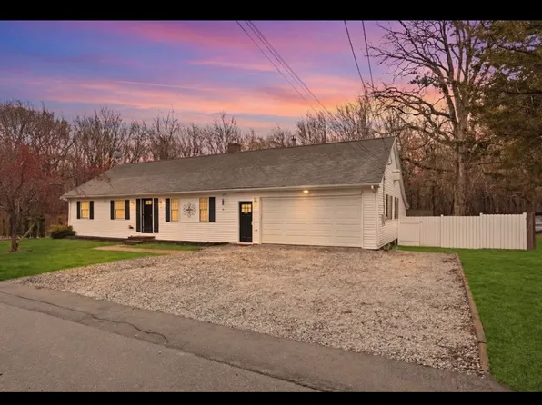 8 Sweet Apple Tree Ln, Salisbury, MA 01952