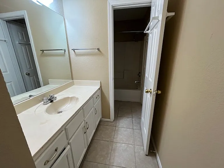 2635 Brachton Cv E — Photo 10