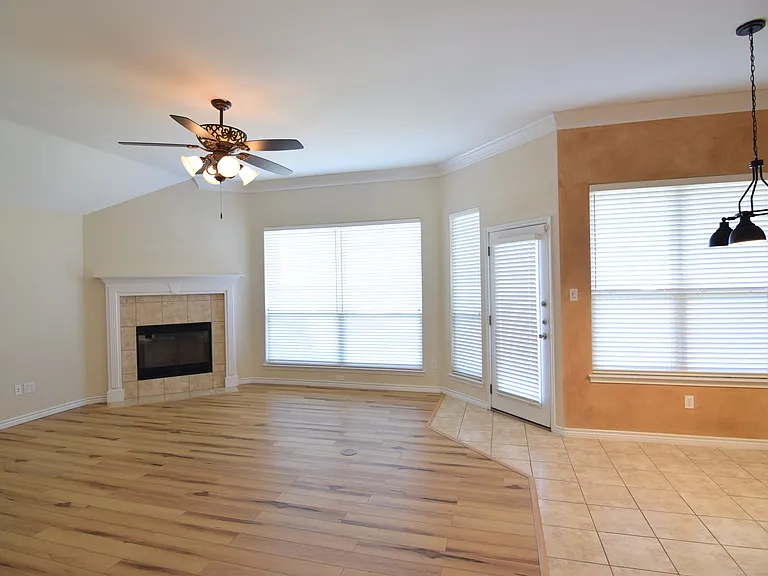816 Copper Ridge Loop — Photo 10