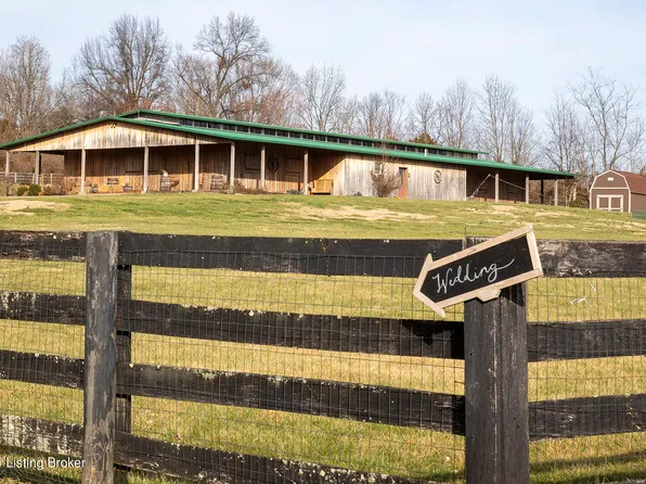2855 Fisherville Rd, Finchville, KY 40022