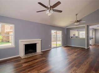 517 Prairie Dell St, Lewisville, TX 75067