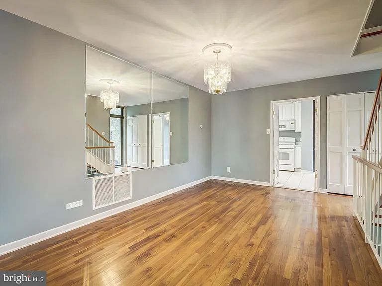 1265 Delaware Ave SW #52 — Photo 22