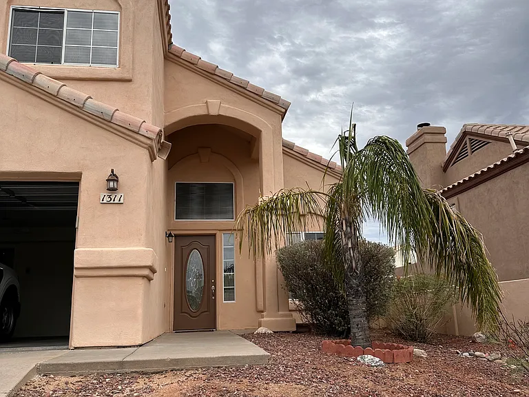 1311 E Scorpius Pl — Photo 34
