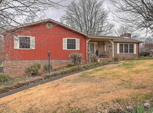 94 Pinewood Cir, Greeneville, TN 37745
