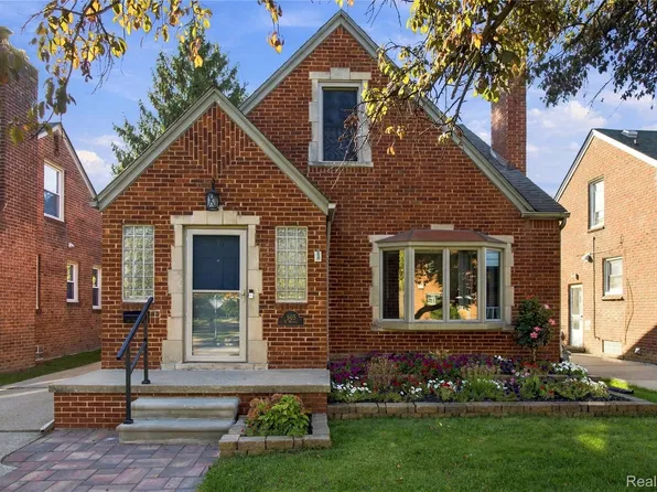 505 N Martha St, Dearborn, MI 48128