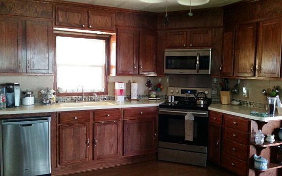 4th image of 2505 W 83rd St