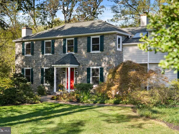 209 Rawles Run Ln, Bryn Mawr, PA 19010