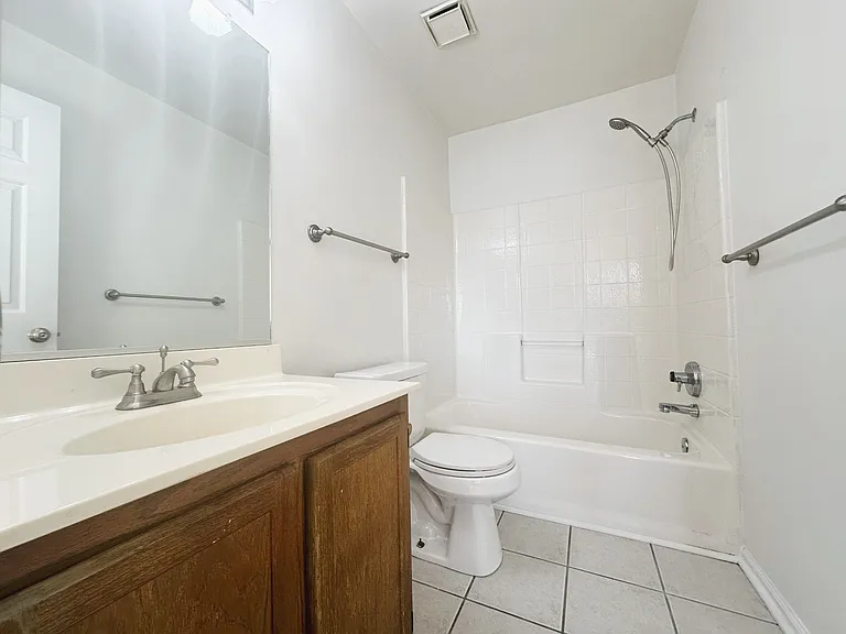 1812 Abbotsbury Way #1 — Photo 25