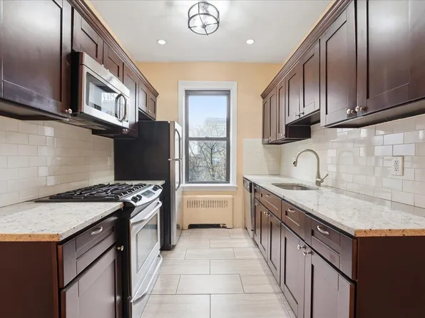 6035 Blvd East image 11 of 18