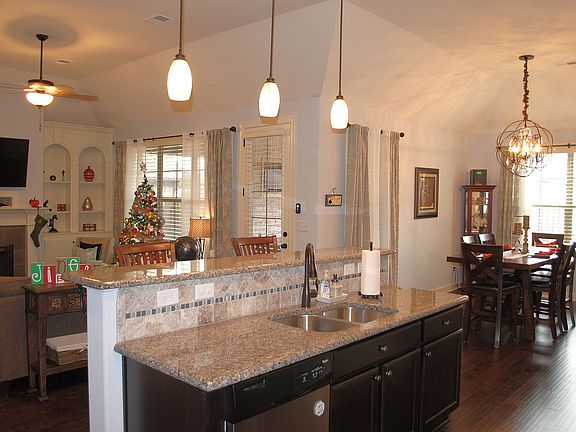 4th image of 1235 Heritage Lake Dr