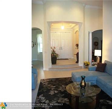 4th image of 8485 Butler Greenwood Dr