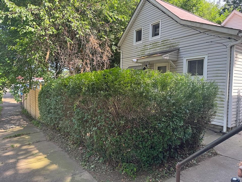 1st image of 3645 Seymour Ave