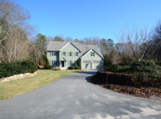 2 Tiffany Rd, Monument Beach, MA 02553