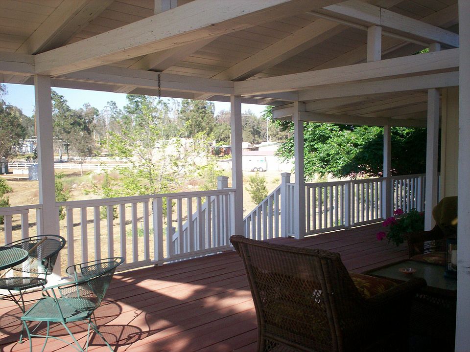 wrap around porch