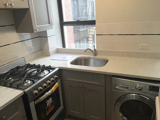 Rented by Kenneth Rosenblum, LREB | media 27