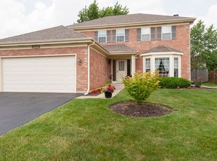 1269 Berkshire Ln, Barrington, IL 60010