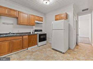 1-1 W 27th St, Baltimore, MD 21218