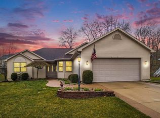 52885 Hollow Trl, South Bend, IN