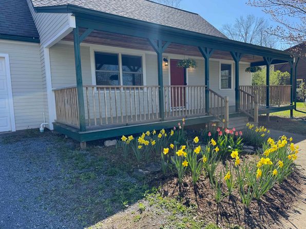 23 Fairview Circle, Middlebury, VT 05753
