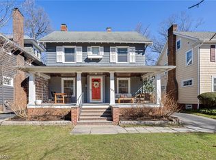 2217 Kerrwood Rd, Cleveland Heights, OH 44118