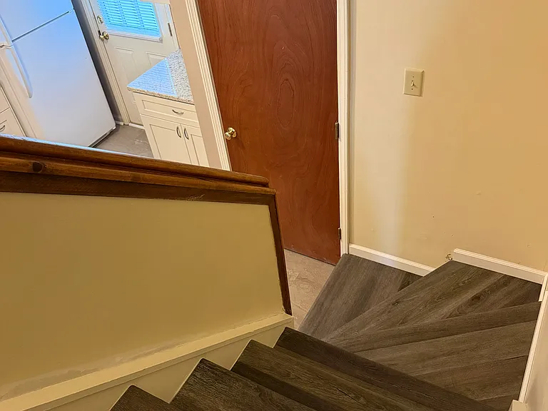 staircase - kitchen