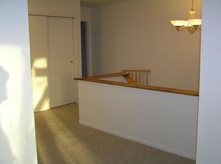 620 Meadowview Ln #620, Mont Clare, PA 19453