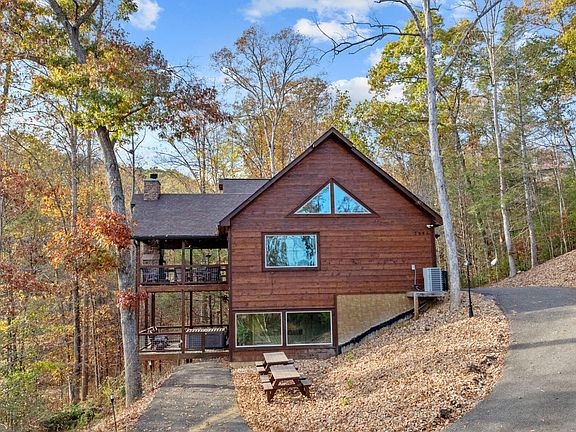 4th image of 2686 Sulpher Springs Way