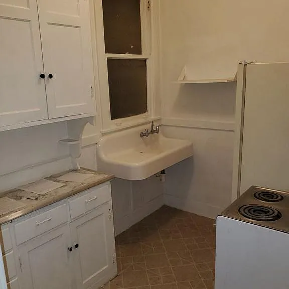 11 1/2 N Van Buren Ave #302 — Photo 4