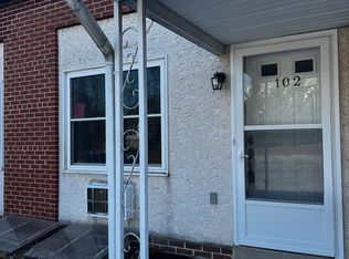 133 N Poplar St APT 102, Elizabethtown, PA 17022