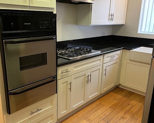 5th image of 416 N Oakhurst Dr #303