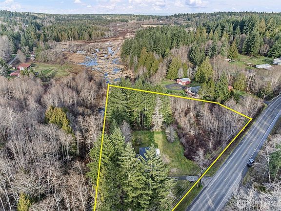 4th image of 4213 SE Salmonberry Road