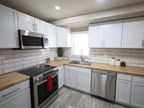 4730 North 80th STREET, Milwaukee, WI 53218